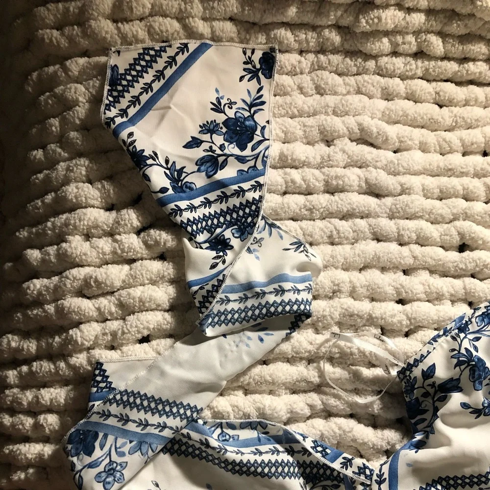 Patterned romper - Picture 4 of 5